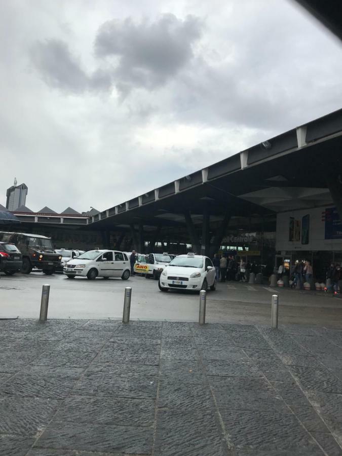 Fc Relais Panzió Nápoly Kültér fotó