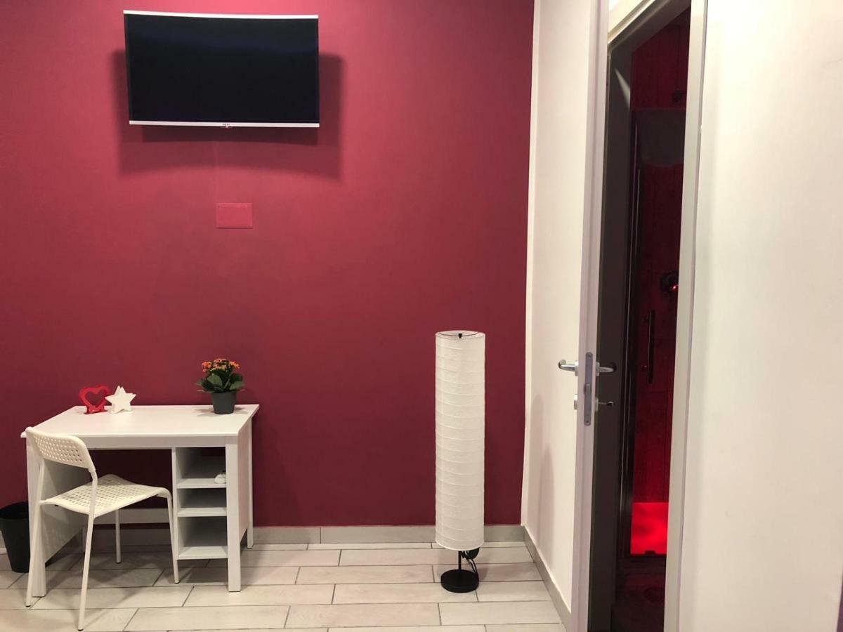 Fc Relais Panzió Nápoly Kültér fotó